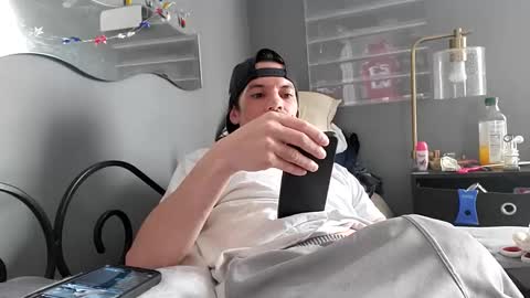 Snapshot of foreveryung723 chatting on October 31, 2025, 11:06 pm foreveryung723 online show from October 31, 2025, 11:06 pm