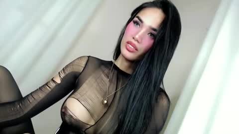 KHATRINA STACIE MARIE online show from May 29, 2026, 4:21 am