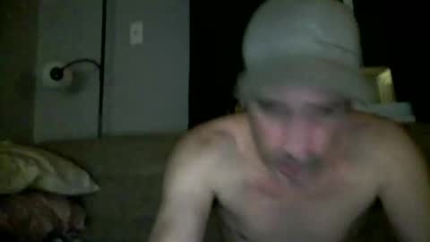 fouraide42 online show from February 21, 2025, 7:23 am