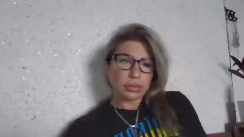 Snapshot of fox_red_lady7 chatting on January 11, 2026, 7:35 am fox_red_lady7 online show from January 11, 2026, 7:35 am