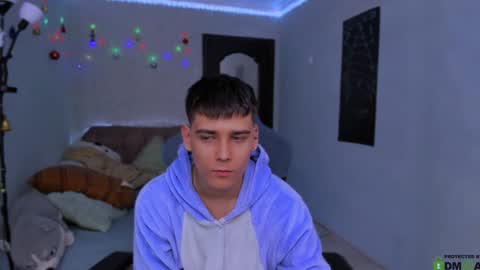 Foxicfu online show from January 9, 2025, 3:23 pm