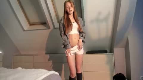 Hello world Feel free to follow  online show from October 5, 2025, 3:21 pm