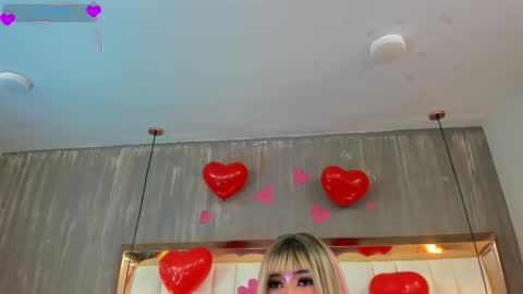 Foxxy  online show from February 16, 2026, 6:59 pm