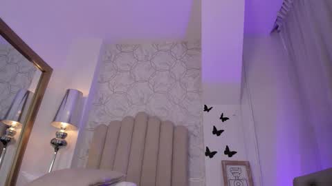 Foxy online show from October 8, 2025, 7:55 pm