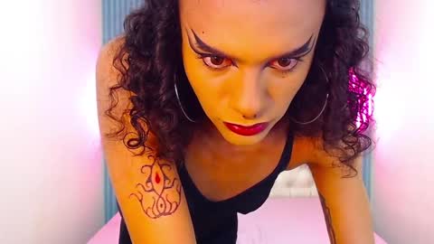 Ella online show from February 14, 2025, 2:54 pm