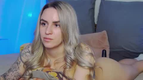 Foxy Kimmi online show from March 27, 2026, 8:26 am