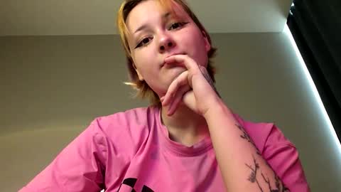 Kate online show from April 27, 2026, 12:25 pm