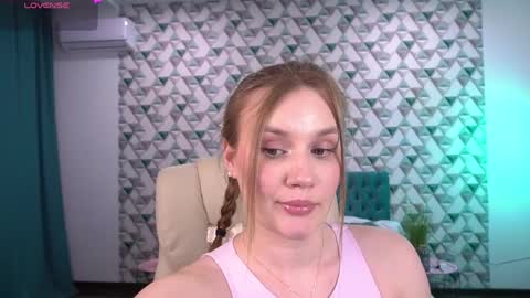 Kate online show from April 5, 2026, 8:39 pm