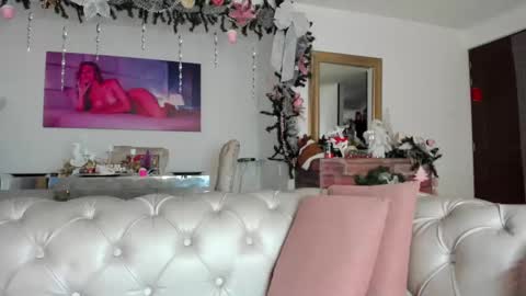 Snapshot of fraiderbrown chatting on December 28, 2024, 3:37 pm IM FRAIDER online show from December 28, 2024, 3:37 pm