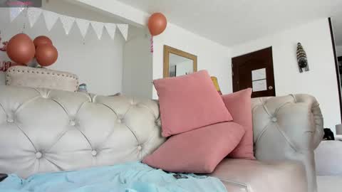 Snapshot of fraiderbrown chatting on February 13, 2025, 6:27 pm IM FRAIDER online show from February 13, 2025, 6:27 pm