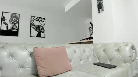 Snapshot of fraiderbrown chatting on September 27, 2025, 4:45 pm IM FRAIDER online show from September 27, 2025, 4:45 pm