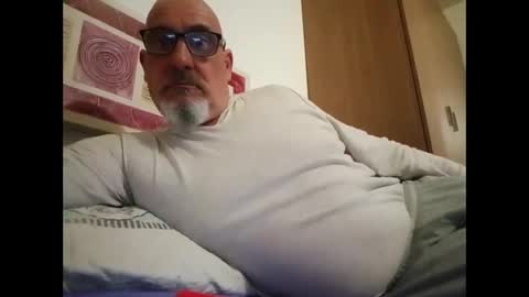 Snapshot of frajimhorm chatting on February 17, 2026, 6:25 pm frajimhorm online show from February 17, 2026, 6:25 pm