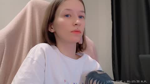 fran_bow online show from December 26, 2024, 10:20 pm