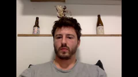 francaiiiiis online show from October 26, 2025, 12:11 pm