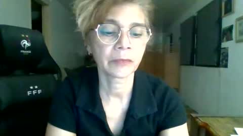 francelune online show from October 7, 2025, 2:47 pm