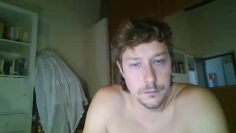 Snapshot of francesco_831115 chatting on October 22, 2025, 3:01 pm francesco_831115 online show from October 22, 2025, 3:01 pm