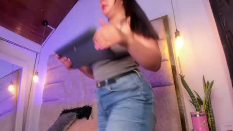 francheska121 online show from March 21, 2026, 3:48 pm