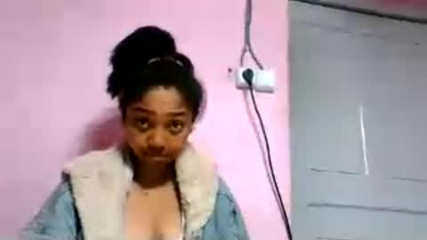 Snapshot of francia333068 chatting on July 11, 2026, 3:09 am francia333068 online show from July 11, 2026, 3:09 am