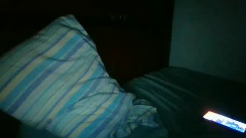 francisccoo22294 online show from December 17, 2025, 3:56 am