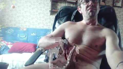 franck143544 online show from January 4, 2025, 12:27 pm