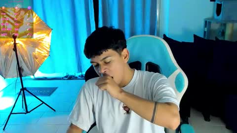 frank online show from November 14, 2025, 5:28 am