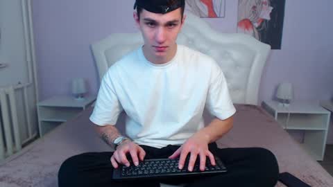 Frank online show from December 10, 2024, 2:48 am