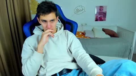 Frank online show from October 18, 2025, 4:48 am