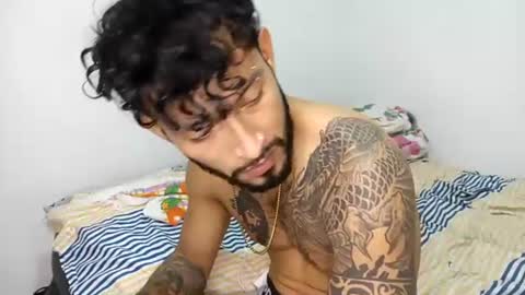 frankdanielsmolano online show from June 12, 2026, 5:17 am