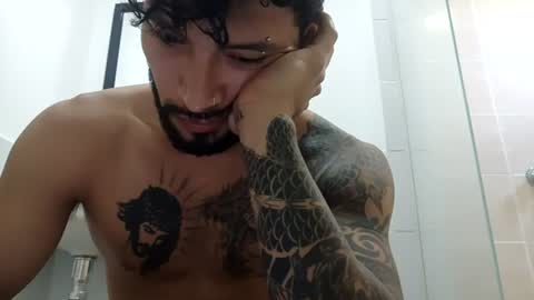 frankdanielsmolano online show from June 14, 2026, 3:58 pm