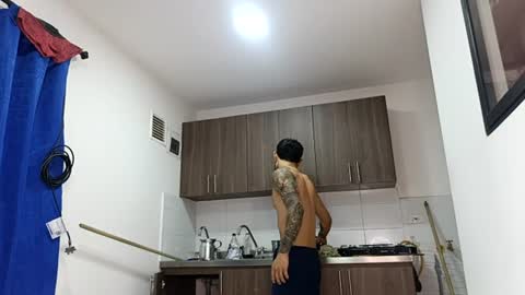 frankdanielsmolano online show from July 8, 2026, 4:00 pm