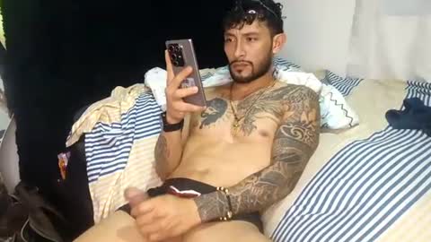 frankdanielsmolano online show from July 14, 2026, 2:05 am