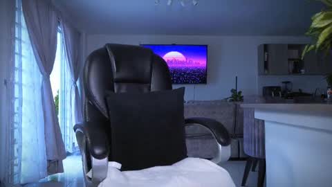 Snapshot of frankfarrellx chatting on February 19, 2026, 9:55 pm Frank Farrell. Hey remember to give me a thumbs up Ty online show from February 19, 2026, 9:55 pm