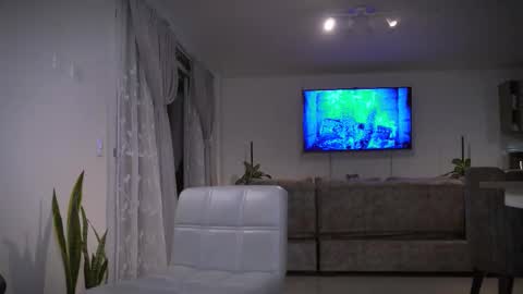 Snapshot of frankfarrellx chatting on March 2, 2026, 5:30 am Frank Farrell. Hey remember to give me a thumbs up Ty online show from March 2, 2026, 5:30 am