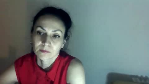 frankieteasing online show from February 9, 2026, 4:49 am