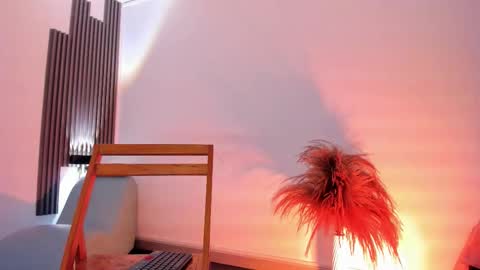 Fransheska online show from February 1, 2026, 12:04 pm