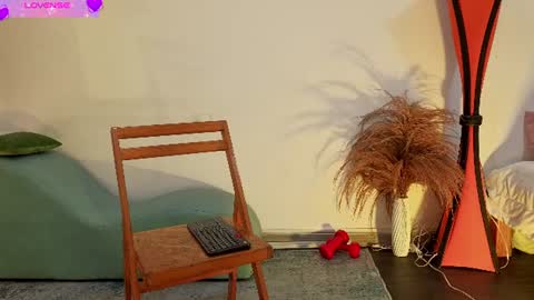 Snapshot of fransheskarossi_ chatting on June 8, 2026, 11:32 am Fransheska online show from June 8, 2026, 11:32 am
