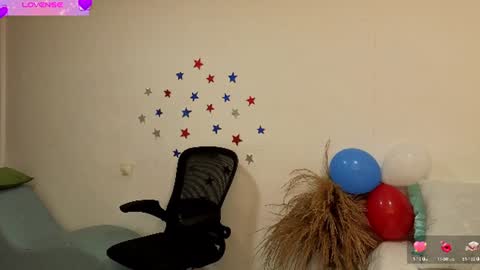 Snapshot of fransheskarossi_ chatting on July 6, 2026, 11:29 am Fransheska online show from July 6, 2026, 11:29 am
