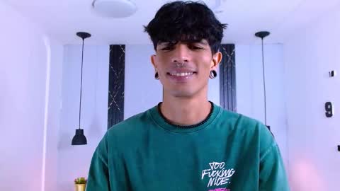 Franvill trato online show from October 30, 2025, 7:25 pm