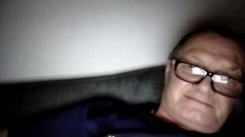 Wolfi online show from January 25, 2025, 2:58 pm