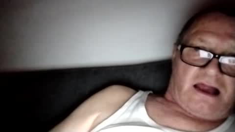 Wolfi online show from March 10, 2025, 7:18 pm