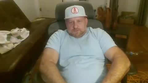 Snapshot of freakpopsickle69 chatting on March 5, 2026, 3:24 am poundyouout1969 online show from March 5, 2026, 3:24 am