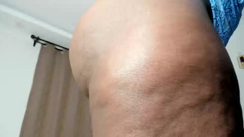 Snapshot of freaky_kandy chatting on February 14, 2026, 4:20 am Kandy online show from February 14, 2026, 4:20 am