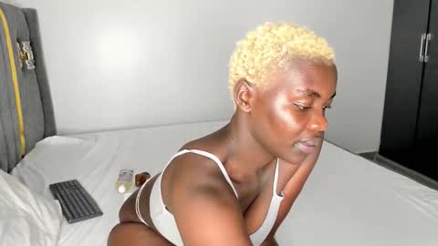 Snapshot of freaky_kandy chatting on March 12, 2026, 7:31 pm Kandy online show from March 12, 2026, 7:31 pm