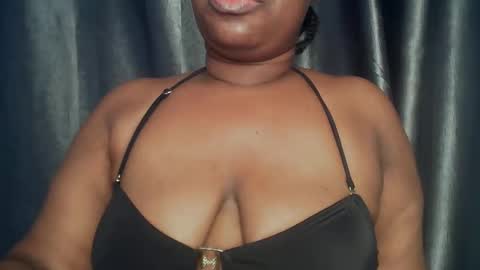 Snapshot of freaky_slut5 chatting on March 20, 2026, 4:17 am freaky slut5 online show from March 20, 2026, 4:17 am