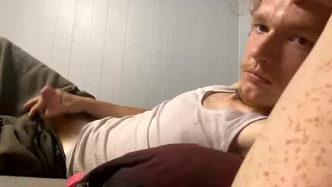 Snapshot of freakygrinds chatting on September 22, 2025, 9:28 pm freakygrinds online show from September 22, 2025, 9:28 pm