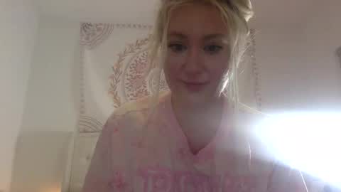 freakymadison online show from May 8, 2026, 5:57 am