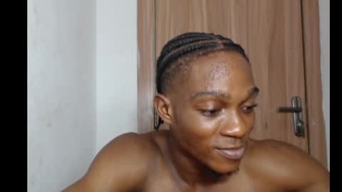 freakyslut30 online show from March 4, 2025, 2:17 am