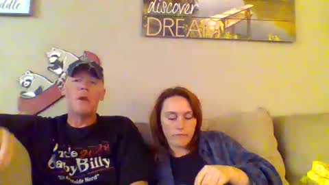 Snapshot of frecklefreaks2025 chatting on October 14, 2025, 11:16 pm Freckle Freaks online show from October 14, 2025, 11:16 pm