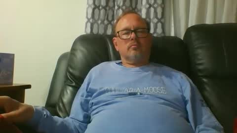Snapshot of freddieknuck chatting on April 20, 2026, 7:55 am Just Fred online show from April 20, 2026, 7:55 am