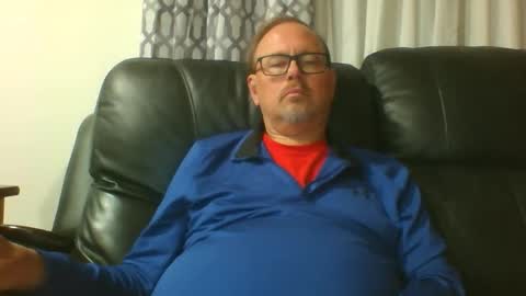 Snapshot of freddieknuck chatting on May 8, 2026, 5:02 am Just Fred online show from May 8, 2026, 5:02 am